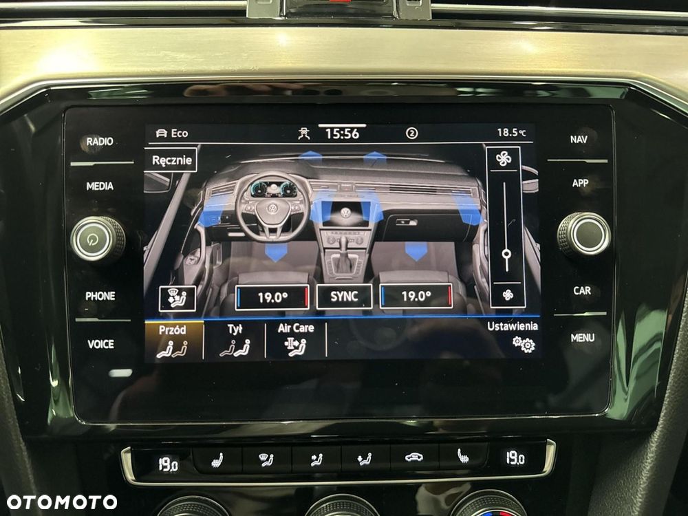 Volkswagen Passat - 26