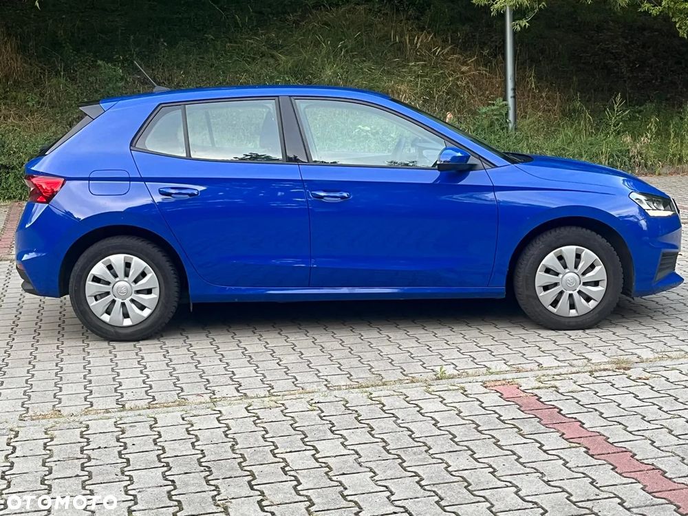 Skoda Fabia 1.0 Essence - 10