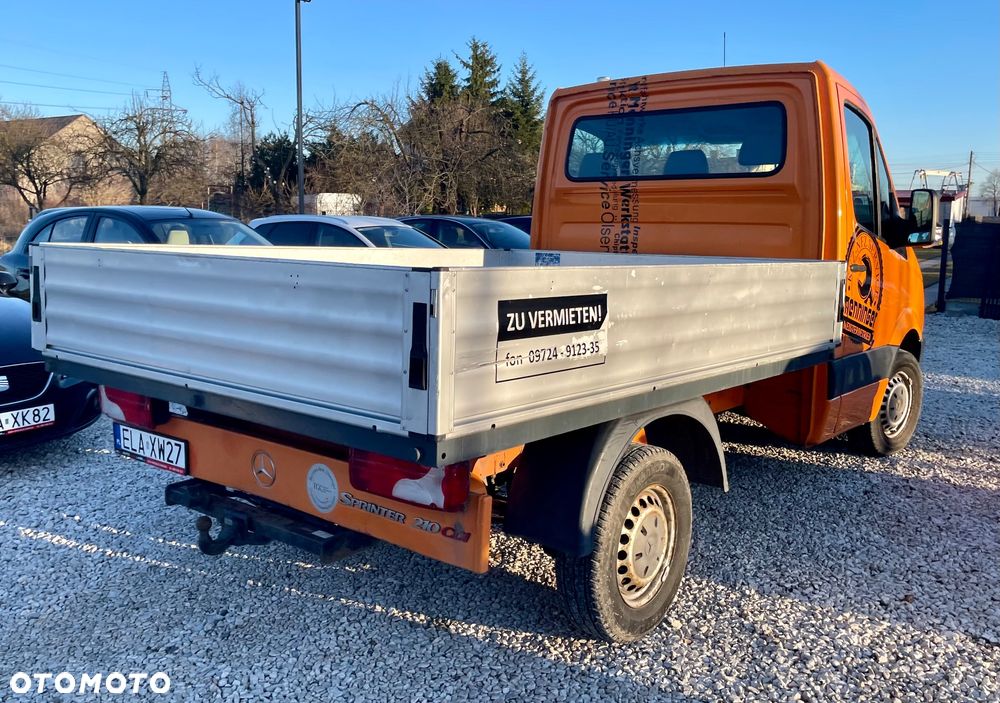 Mercedes-Benz Sprinter - 16