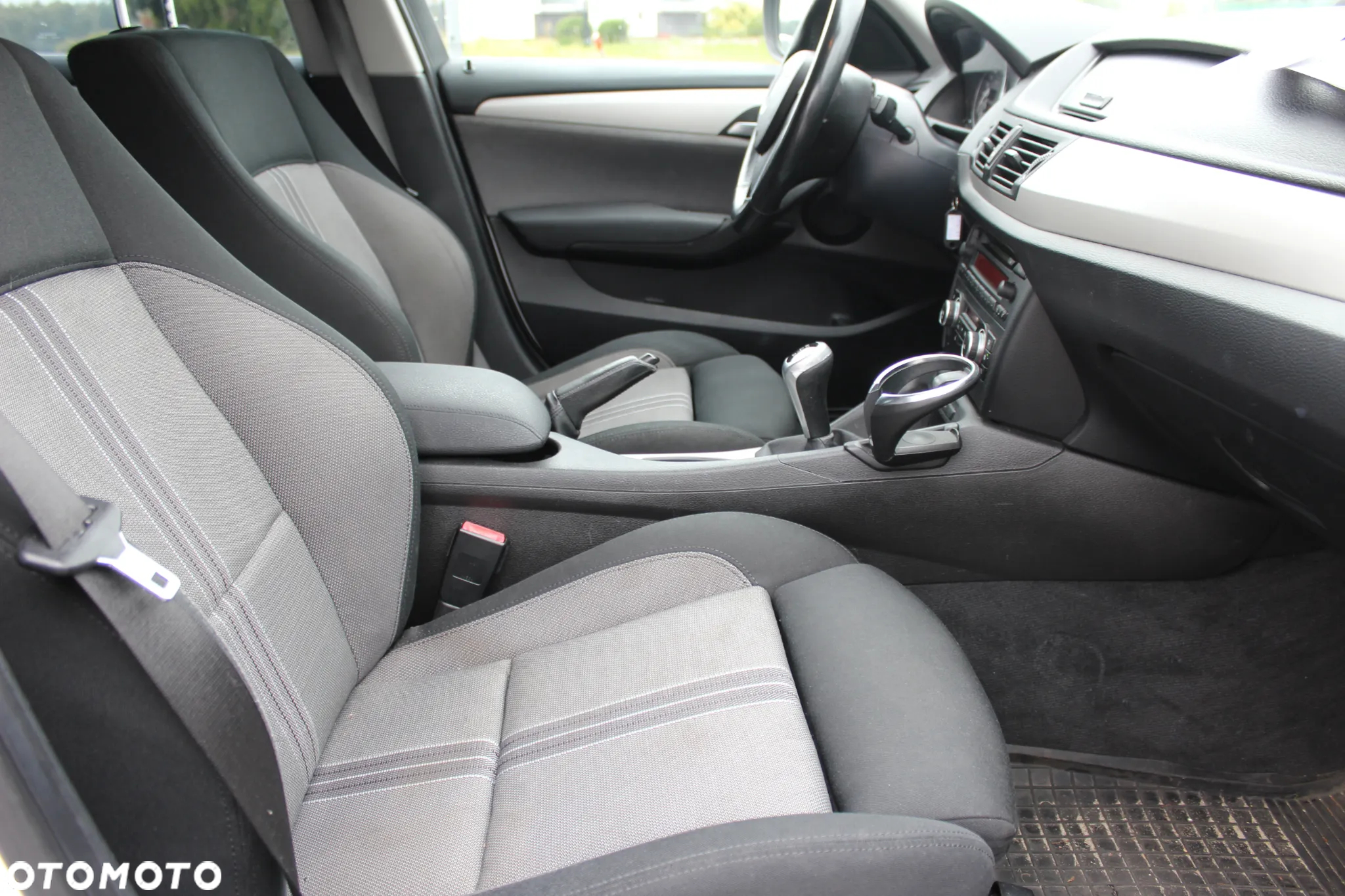 BMW X1 sDrive18d - 8