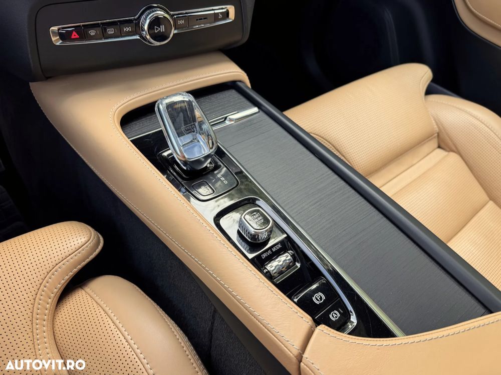 Volvo XC 90 B5 D AWD Geartronic Inscription - 27