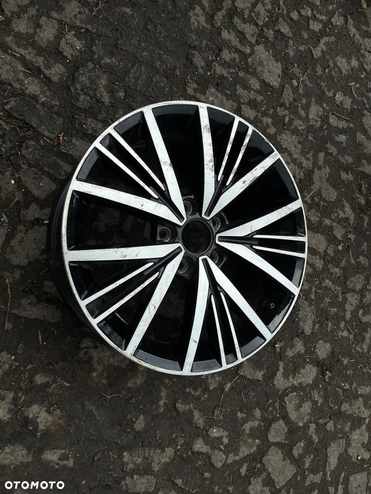 Felga VW 5x112 7J x 17 ET 43 Beetle 1szt. - 2