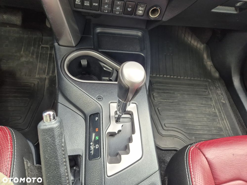 Toyota RAV4 - 21