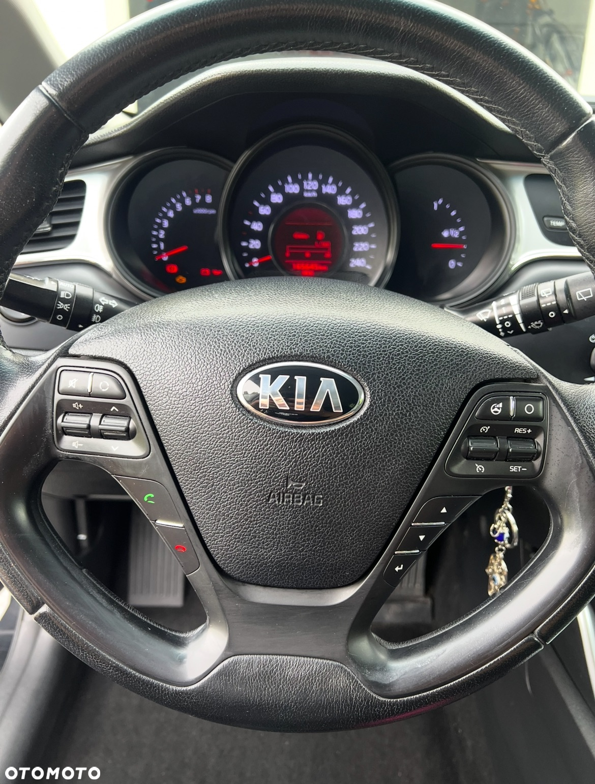 Kia Ceed Cee'd 1.6 GDI L - 9