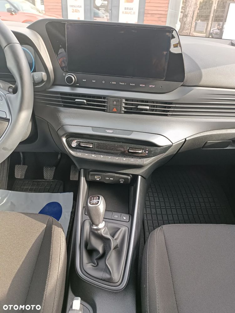 Hyundai i20 - 15