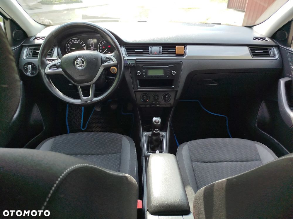 Skoda RAPID 1.6 TDI DPF Ambition - 14