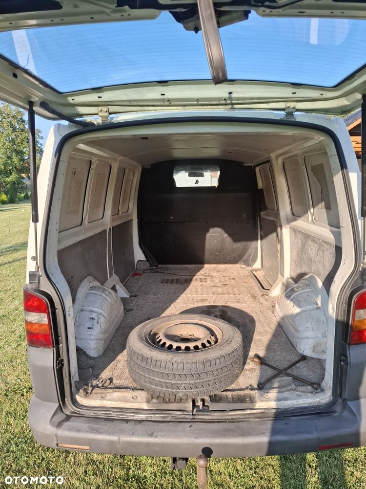 Volkswagen Transporter - 4