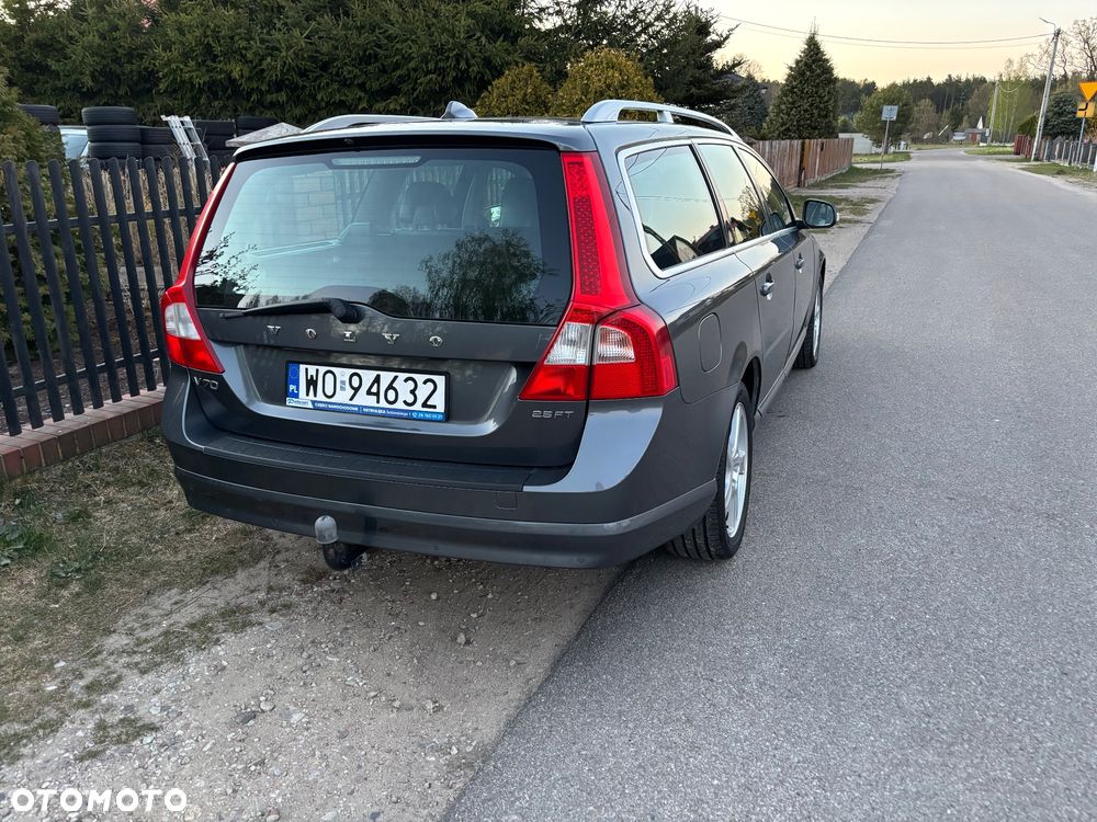 Volvo V70 2.5T Summum - 5