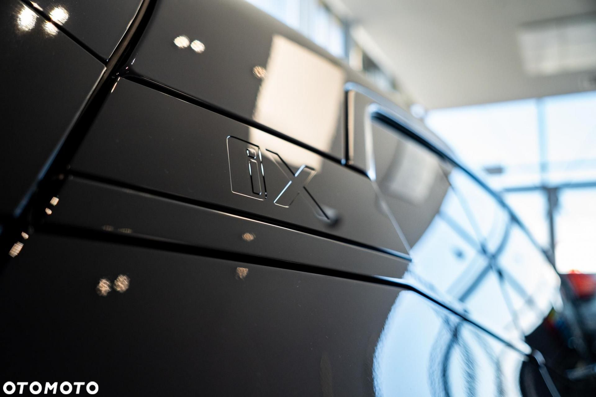 BMW iX - 5