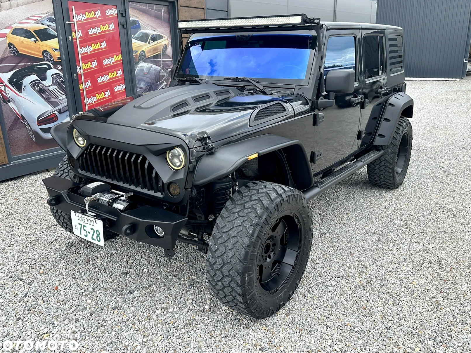Jeep Wrangler Unlimited 3.8 Sahara - 3