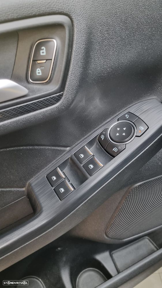 Ford Kuga 1.5 TDCi EcoBlue ST-Line Aut. - 14