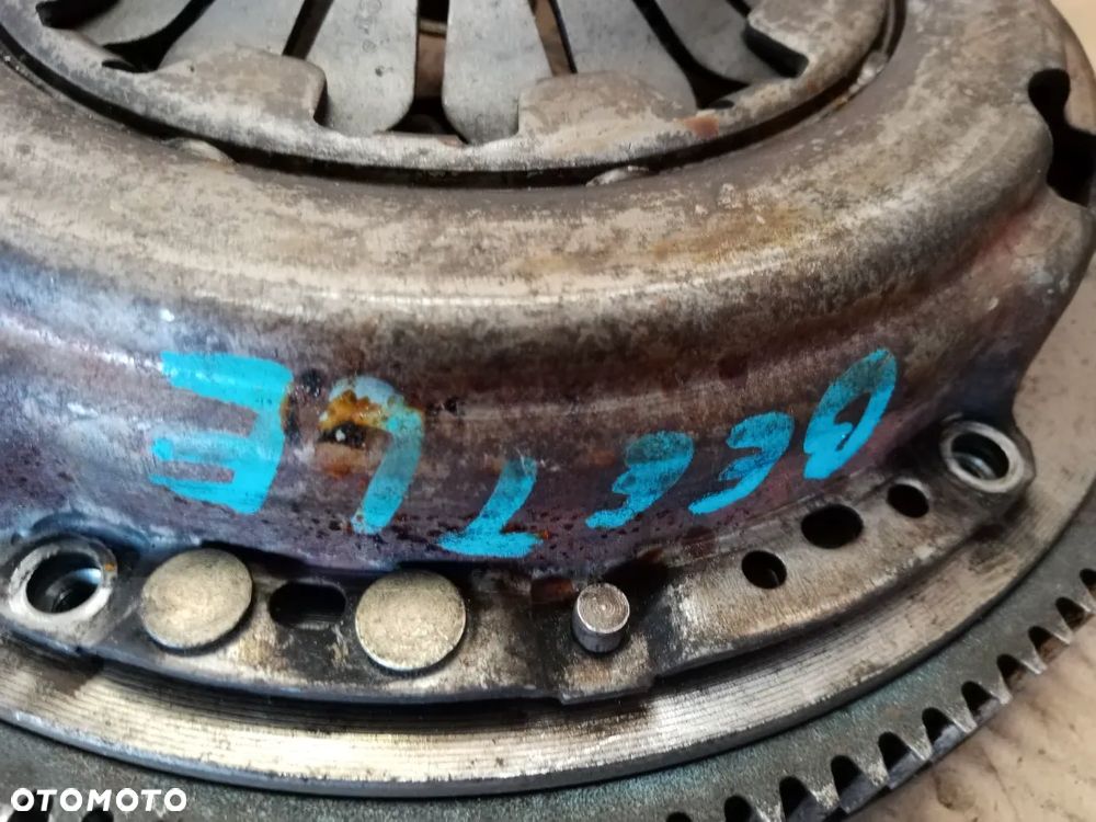 Sprzęgło tarcza docisk koło VW New Beetle 1.4 16v 036141032 - 10