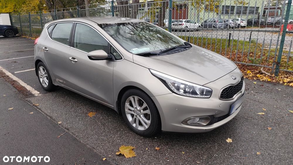 Kia Ceed Cee'd 1.6 GDI L DCT - 13