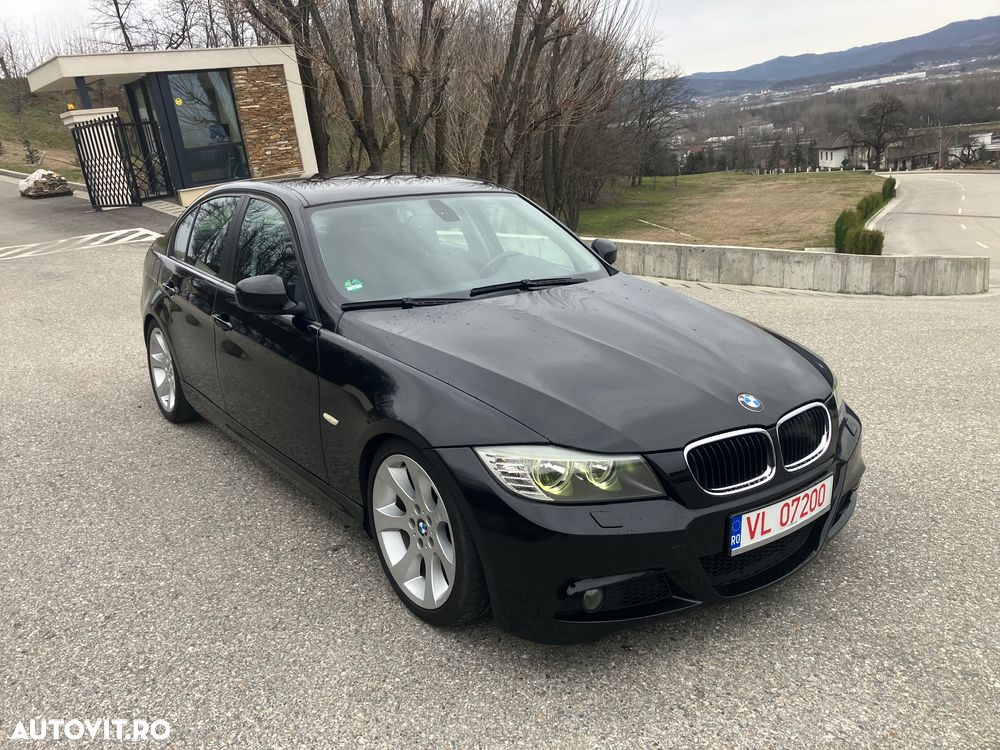 BMW Seria 3 318i - 23