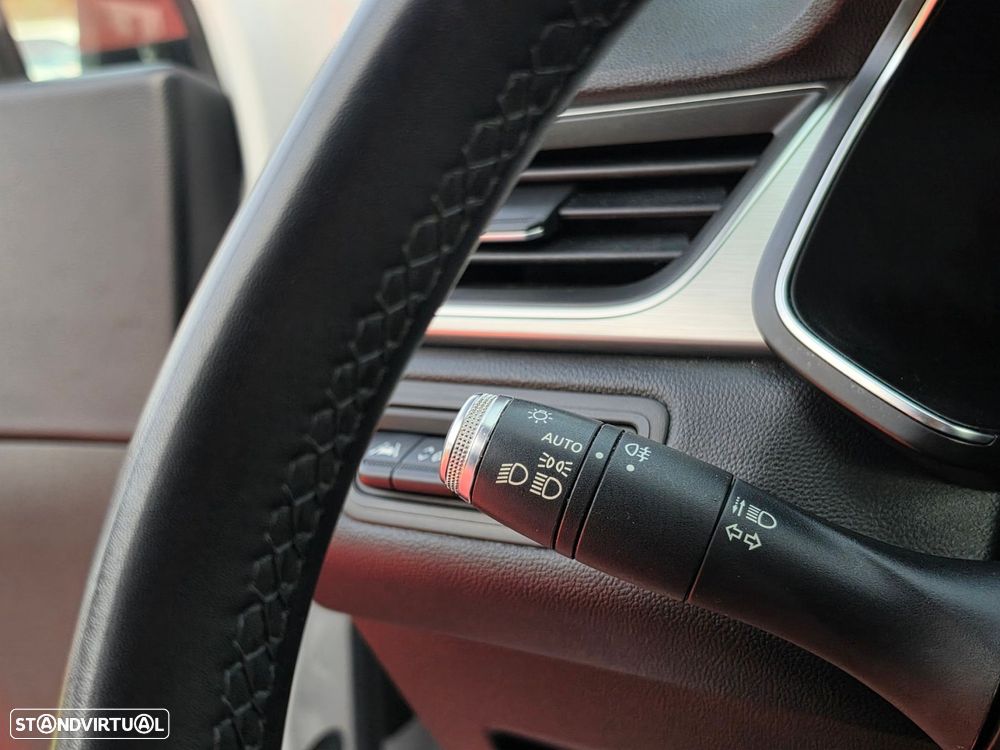 Renault Captur E-TECH 160 INTENS - 22