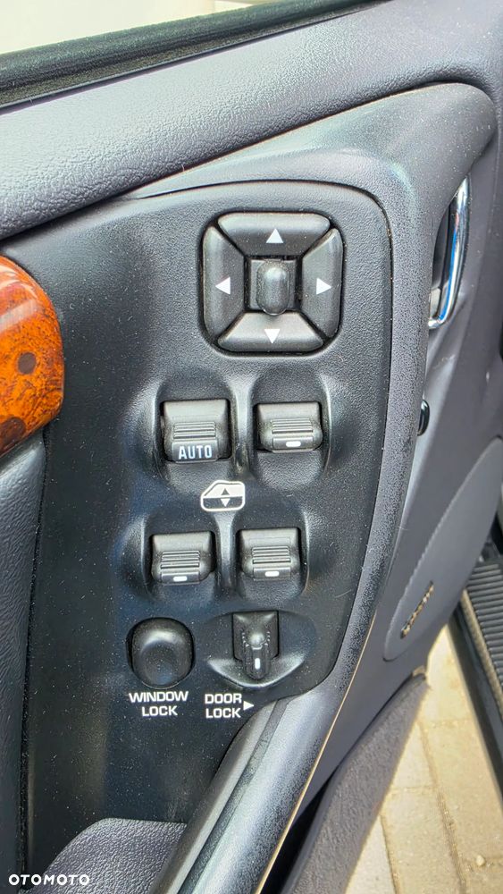 Jeep Grand Cherokee - 17