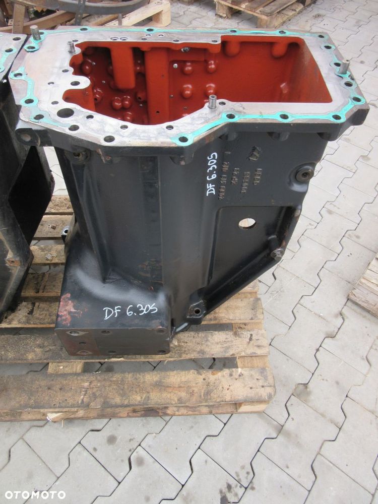 Obudowa skrzyni biegów 2093419012 Deutz Fahr Agrotron 150 Case CS - 7