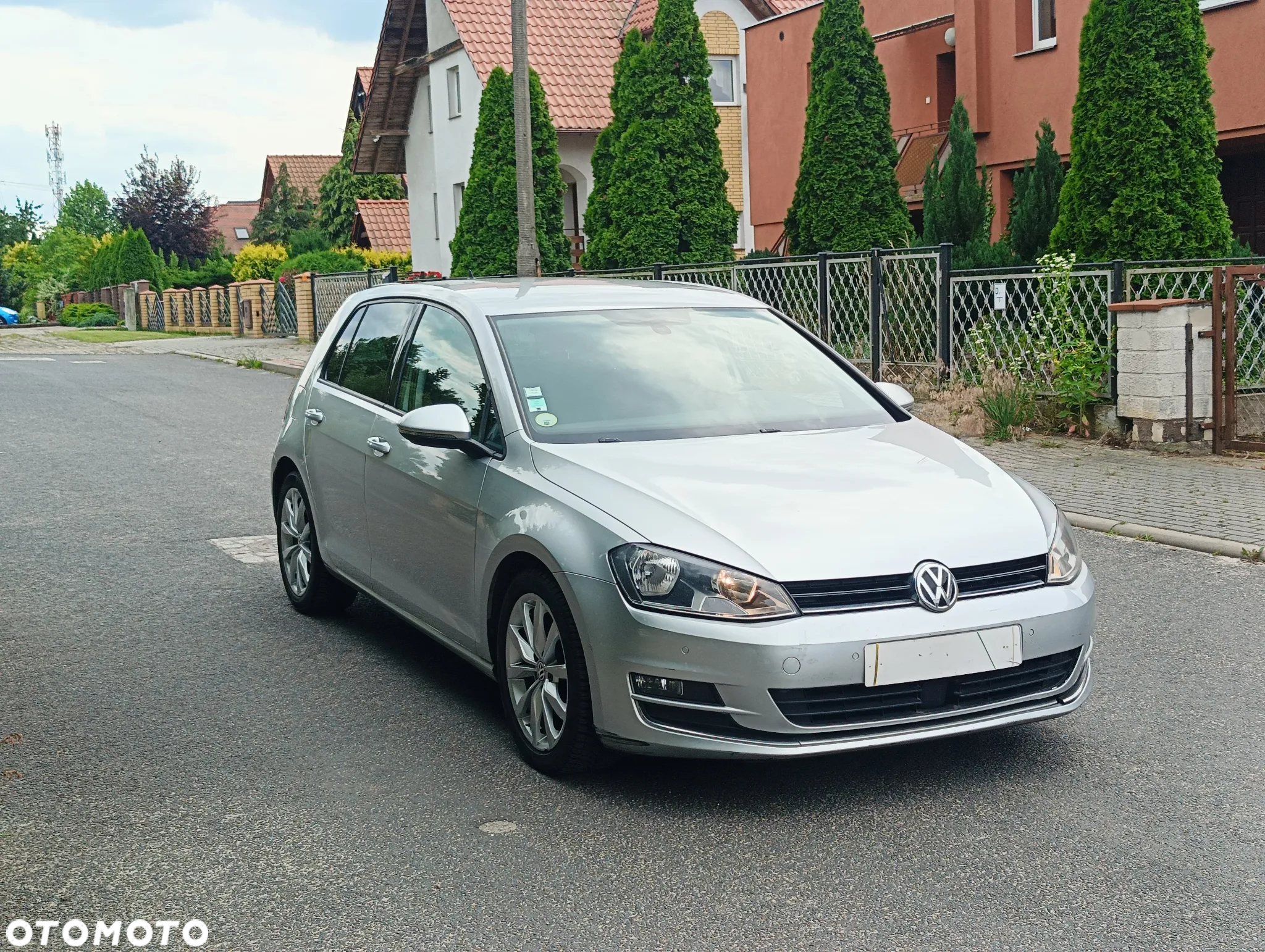 Volkswagen Golf 1.6 TDI BlueMotion Technology DSG Comfortline - 2