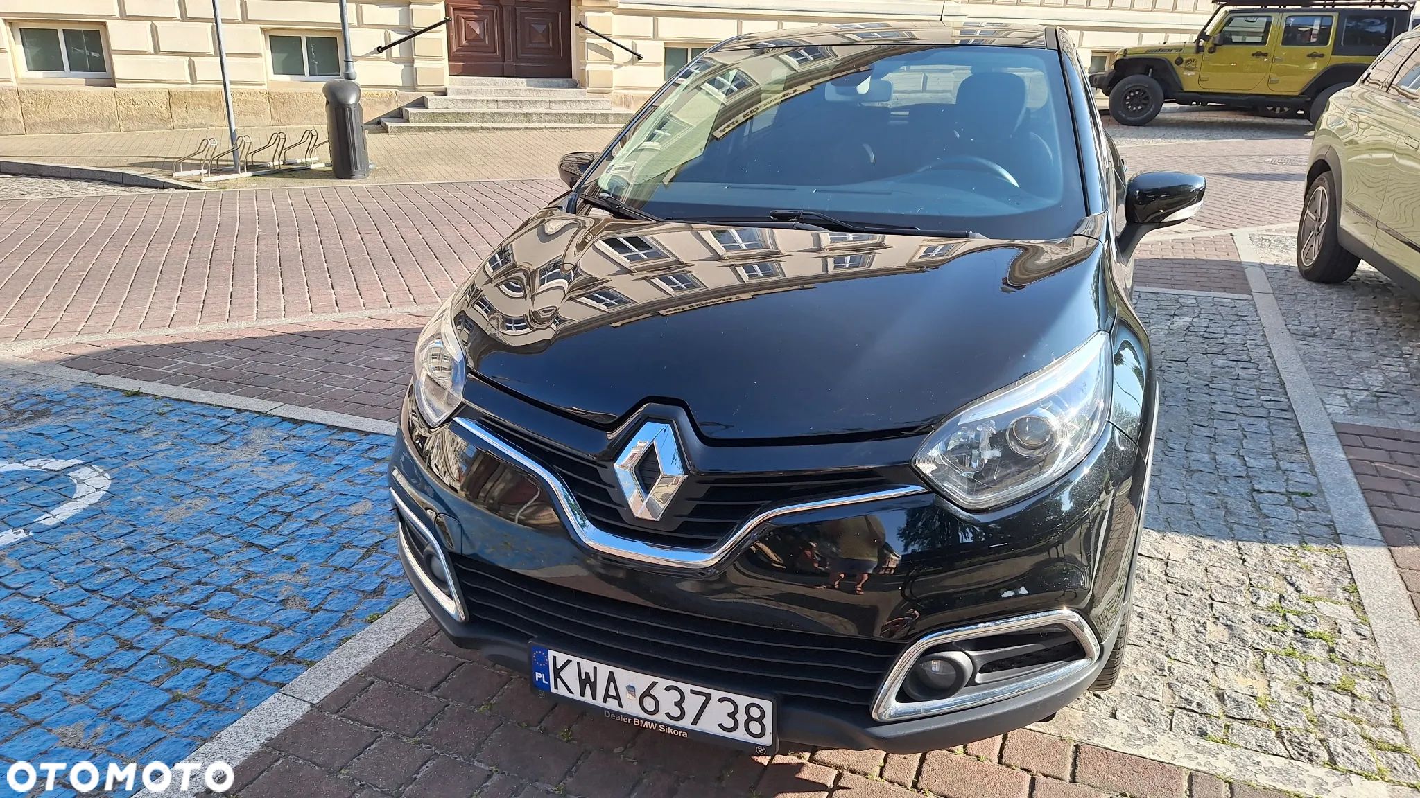 Renault Captur - 1