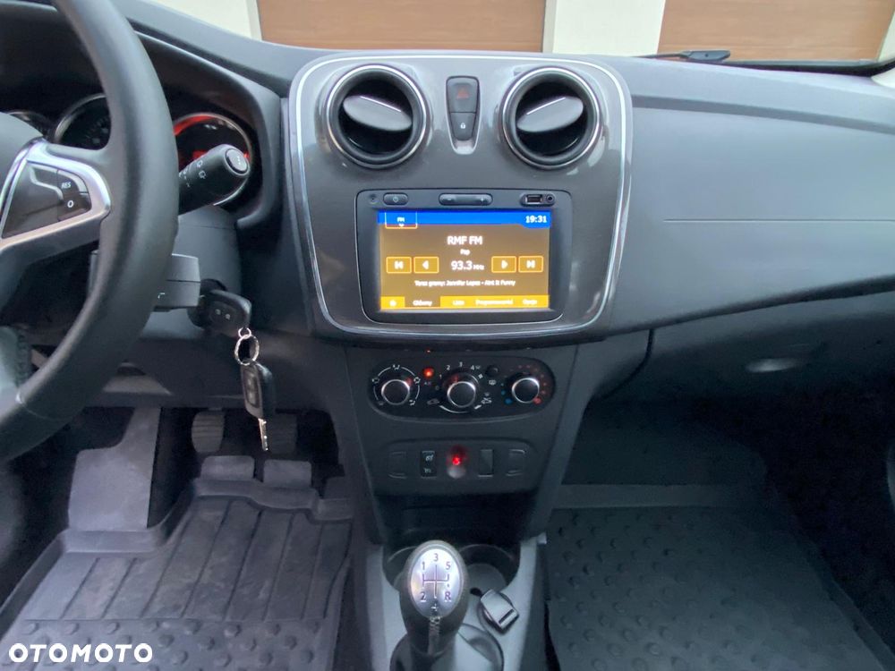 Dacia Sandero Stepway TCe 90 (S&S) Celebration - 24