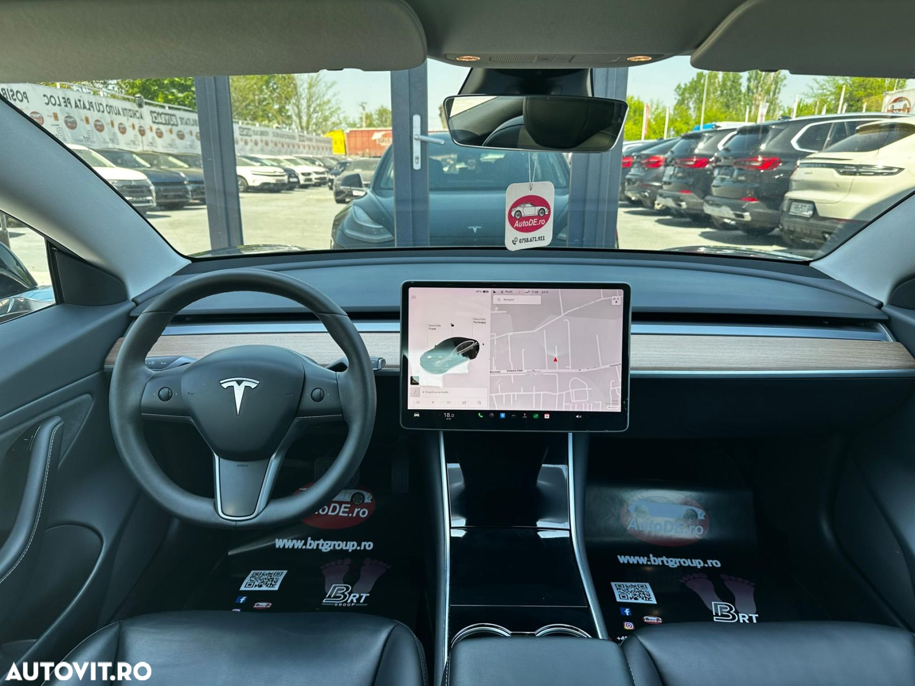 Tesla Model 3 - 10