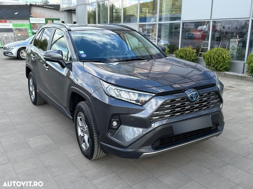 Toyota RAV4 - 4
