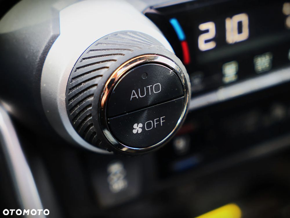 Toyota RAV4 2.5 Hybrid Executive 4x4 - 14