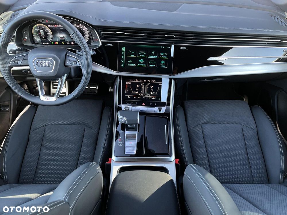 Audi Q8 - 40