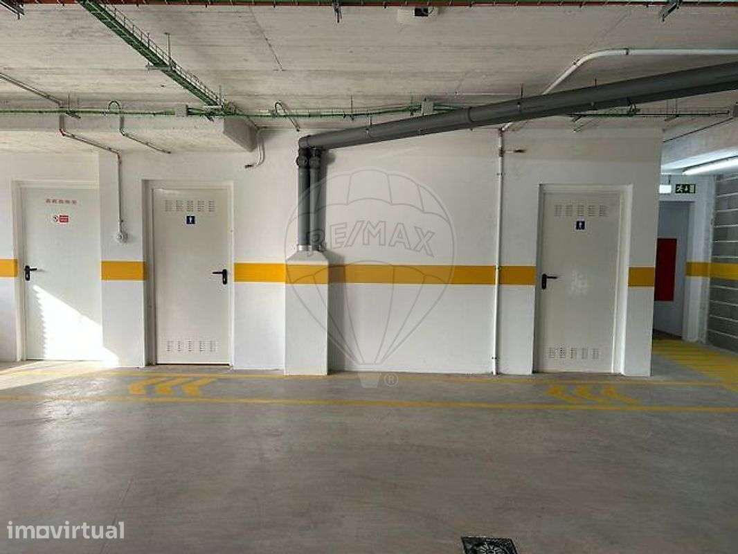 Garagem  para arrendamento - Grande imagem: 3/7