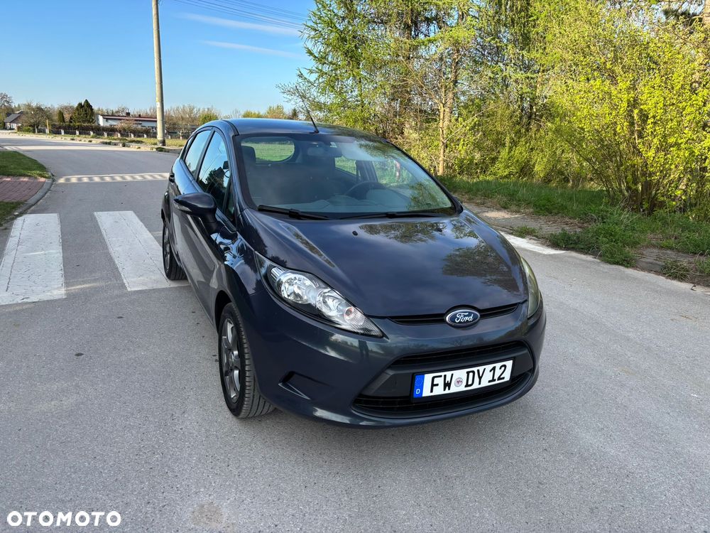 Ford Fiesta 1.25 Champions Edition - 31