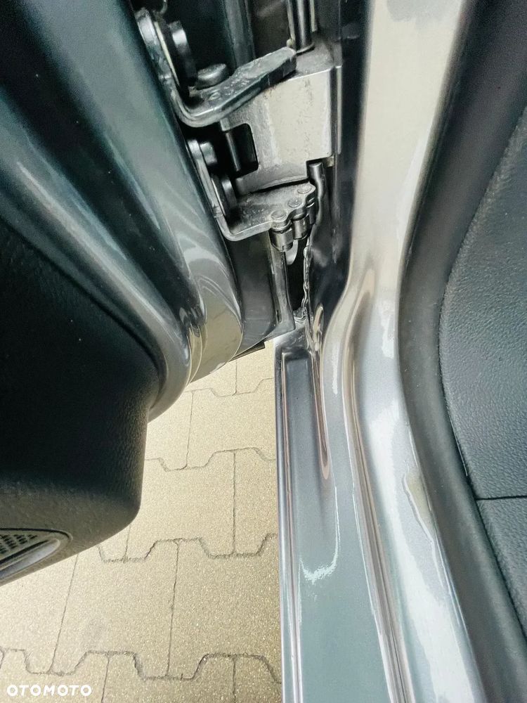 Volkswagen Golf 1.6 Team - 30