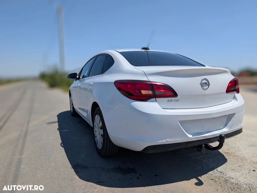 Opel Astra 1.6 TWINPORT ECOTEC Enjoy - 1