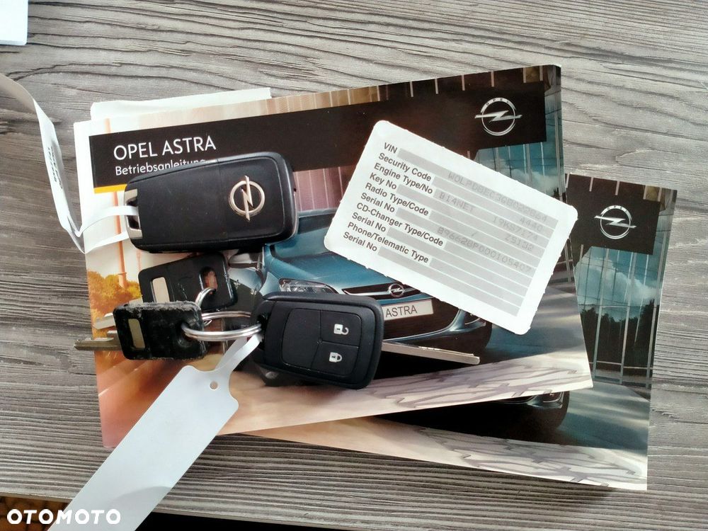 Opel Astra - 35