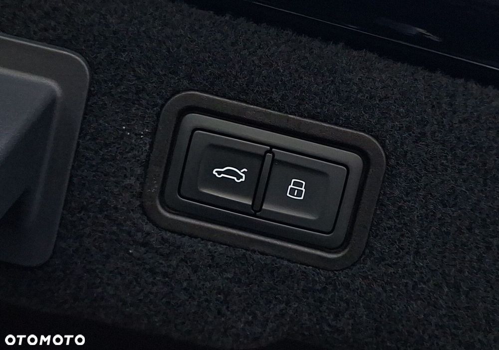 Audi A8 L 55 TFSI mHEV Quattro Tiptr - 24