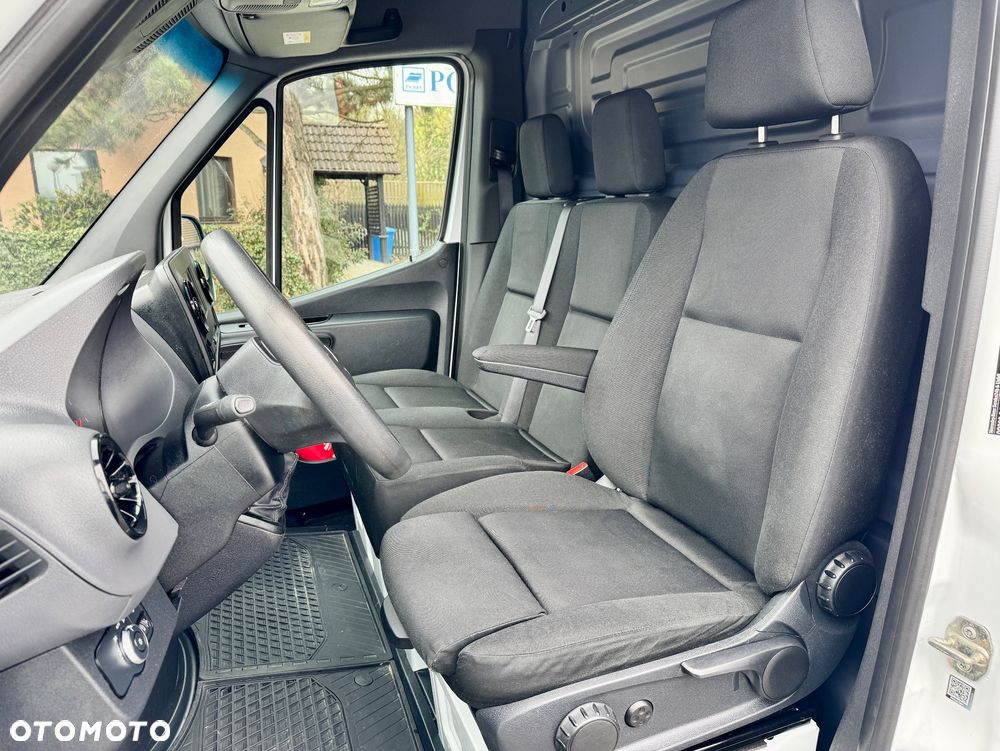 Mercedes-Benz Sprinter 214 CDI Średni Wysoki - 17