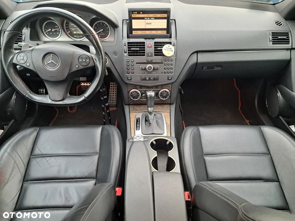 Mercedes-Benz Klasa C 63 AMG 7G-TRONIC - 11