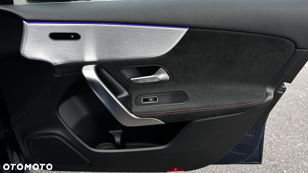 Mercedes-Benz Klasa A 35 AMG 4-Matic 7G-DCT - 21