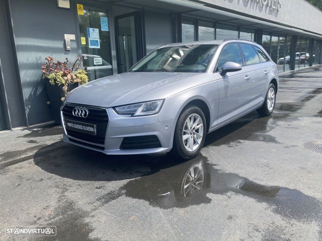 Audi A4 Avant 2.0 TDI Advance - 1