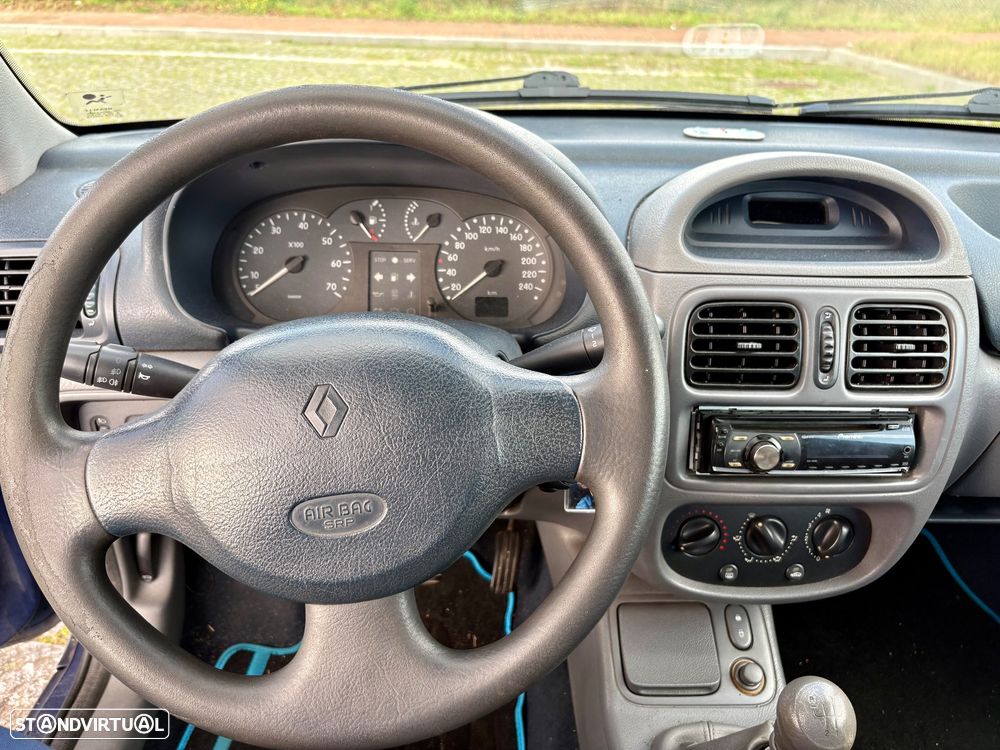 Renault Clio 1.9 D RN - 9