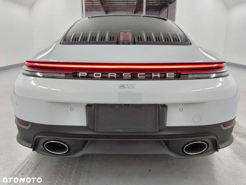 Porsche 911 - 4