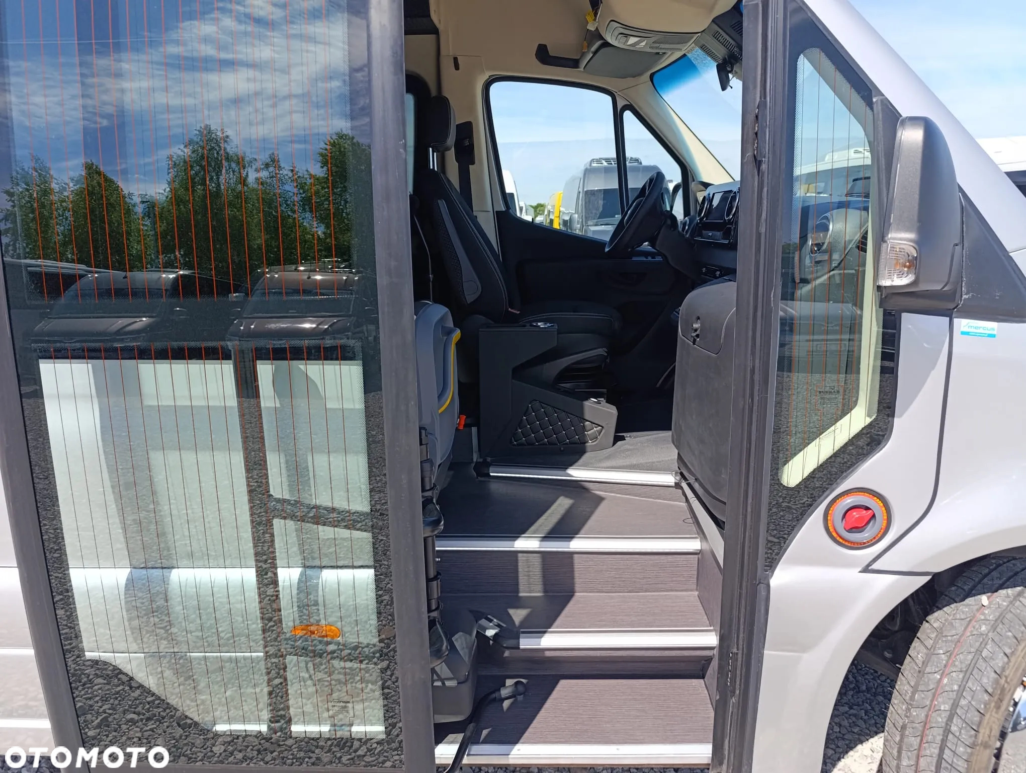 Mercedes-Benz Sprinter 517 - 13