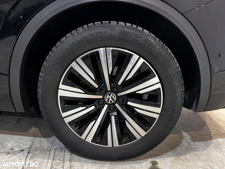 Volkswagen Touareg - 40