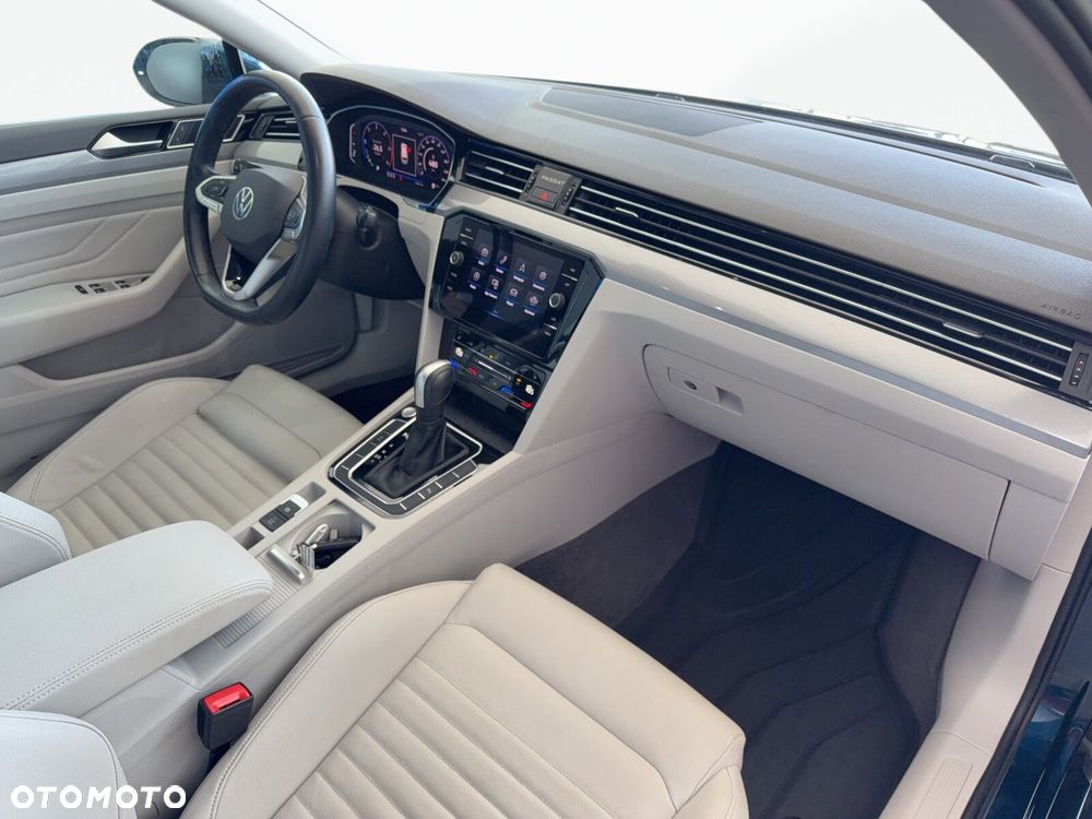 Volkswagen Passat Variant - 19