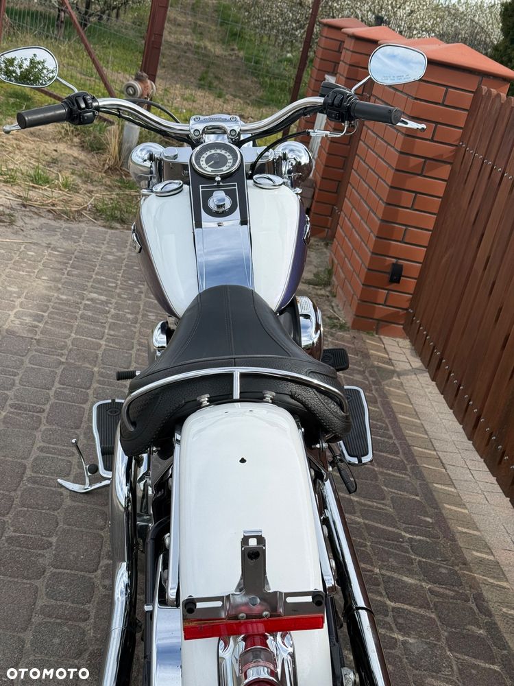 Harley-Davidson Softail Deluxe - 14