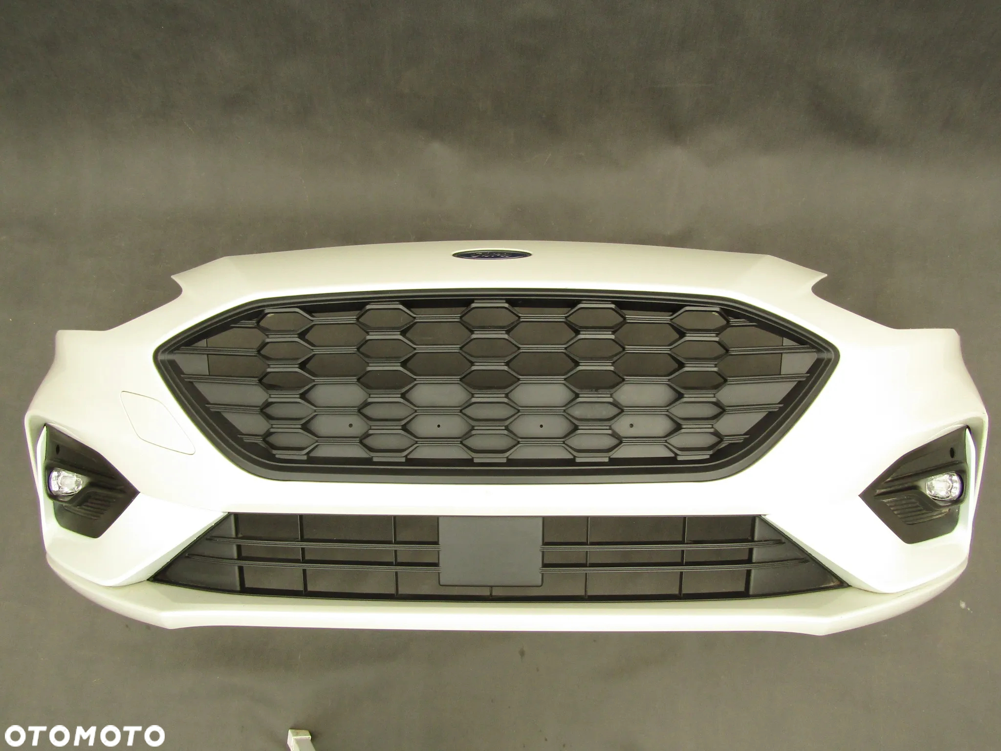 Zderzak przedni Ford Focus ST LINE MK4 18 - 23 Pdc-6 Lakier Metropolis White - 4