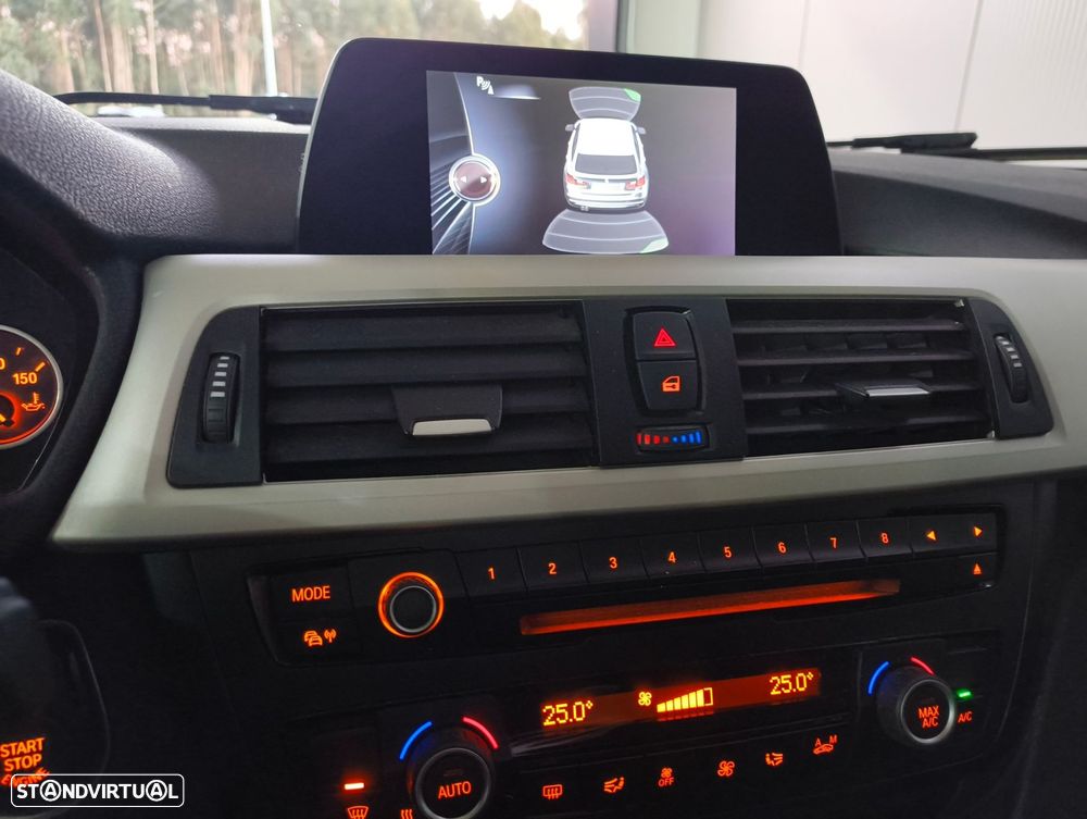 BMW 318 d Touring Aut. - 16