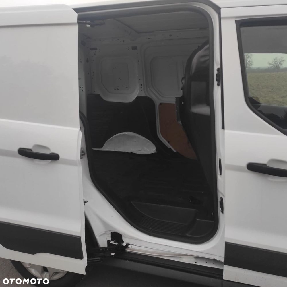 Ford Transit Connect - 19