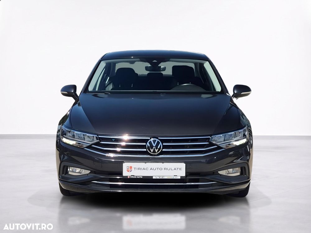 Volkswagen Passat 2.0 TDI DSG Advance - 9