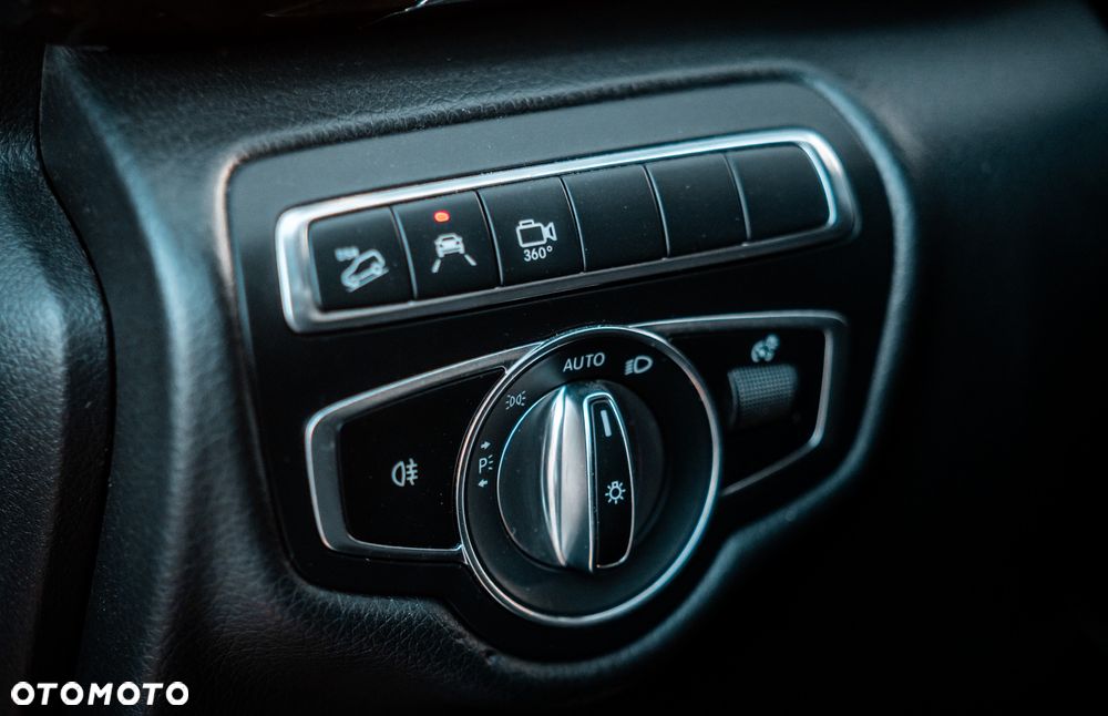 Mercedes-Benz Klasa V 250 d 4-Matic Avantgarde 7G-Tronic (d³ugi) - 21