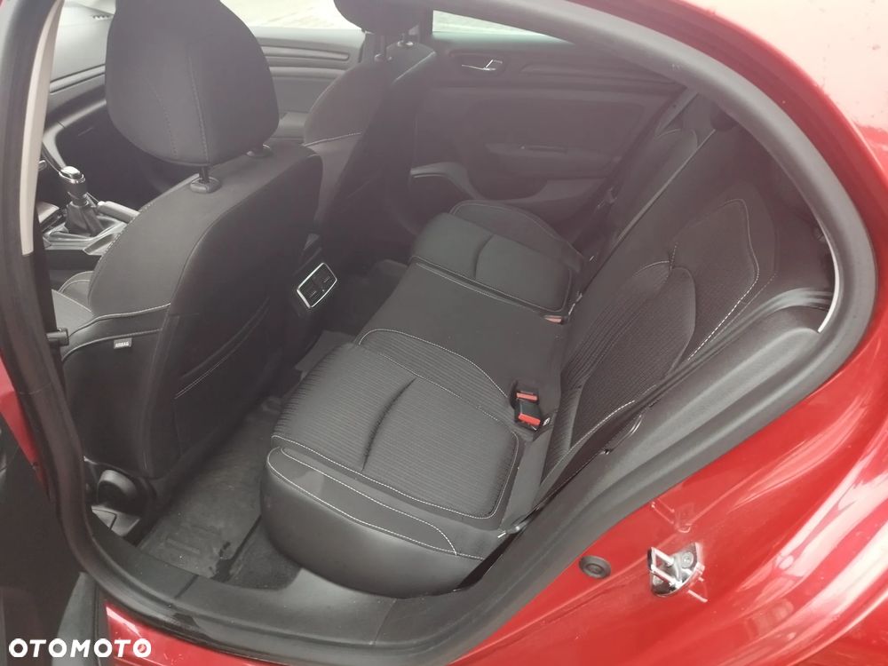 Renault Megane 1.6 SCe Life - 10